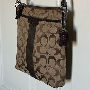 Coach Crossbody!!!Authentic